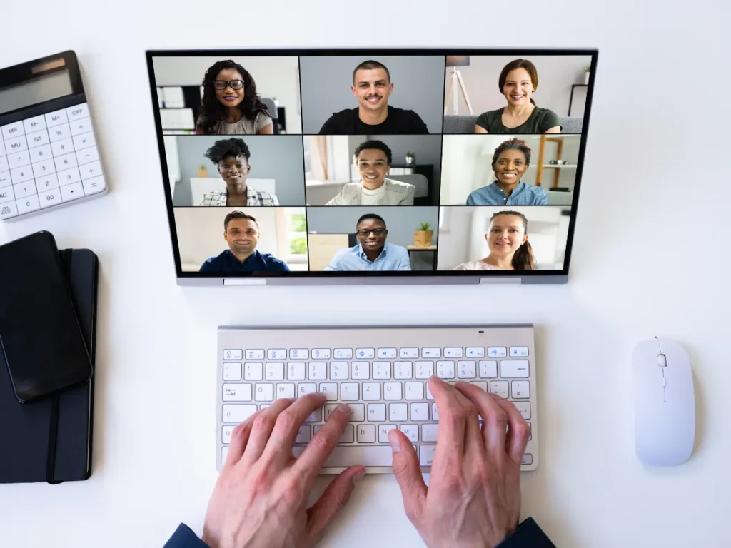 Mô hình phòng Marketing Hybrid là gì?